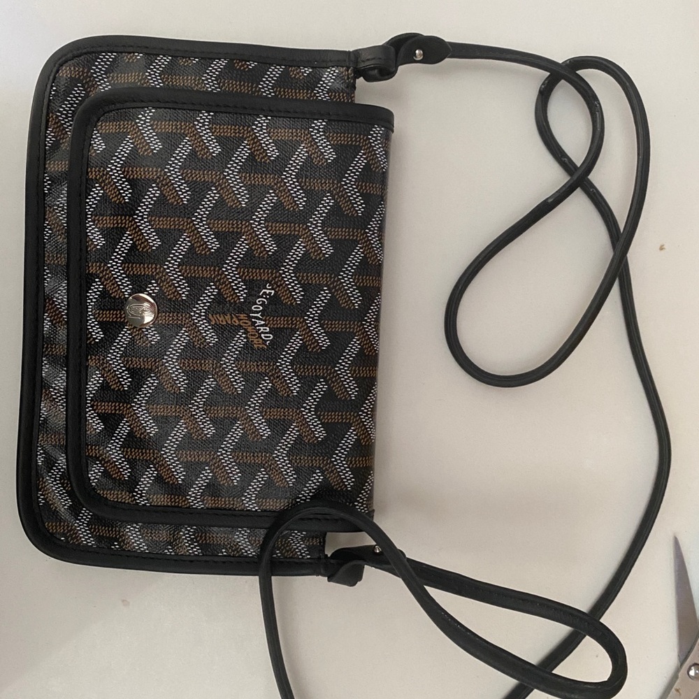 Goyard Envelope Crossbody